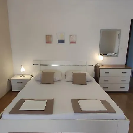 Apartmani Valentino Makarska Exterior photo